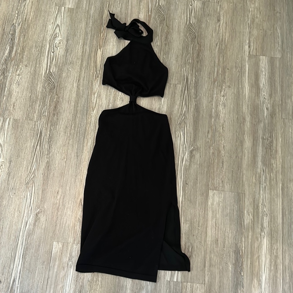 Lulus cut out dress